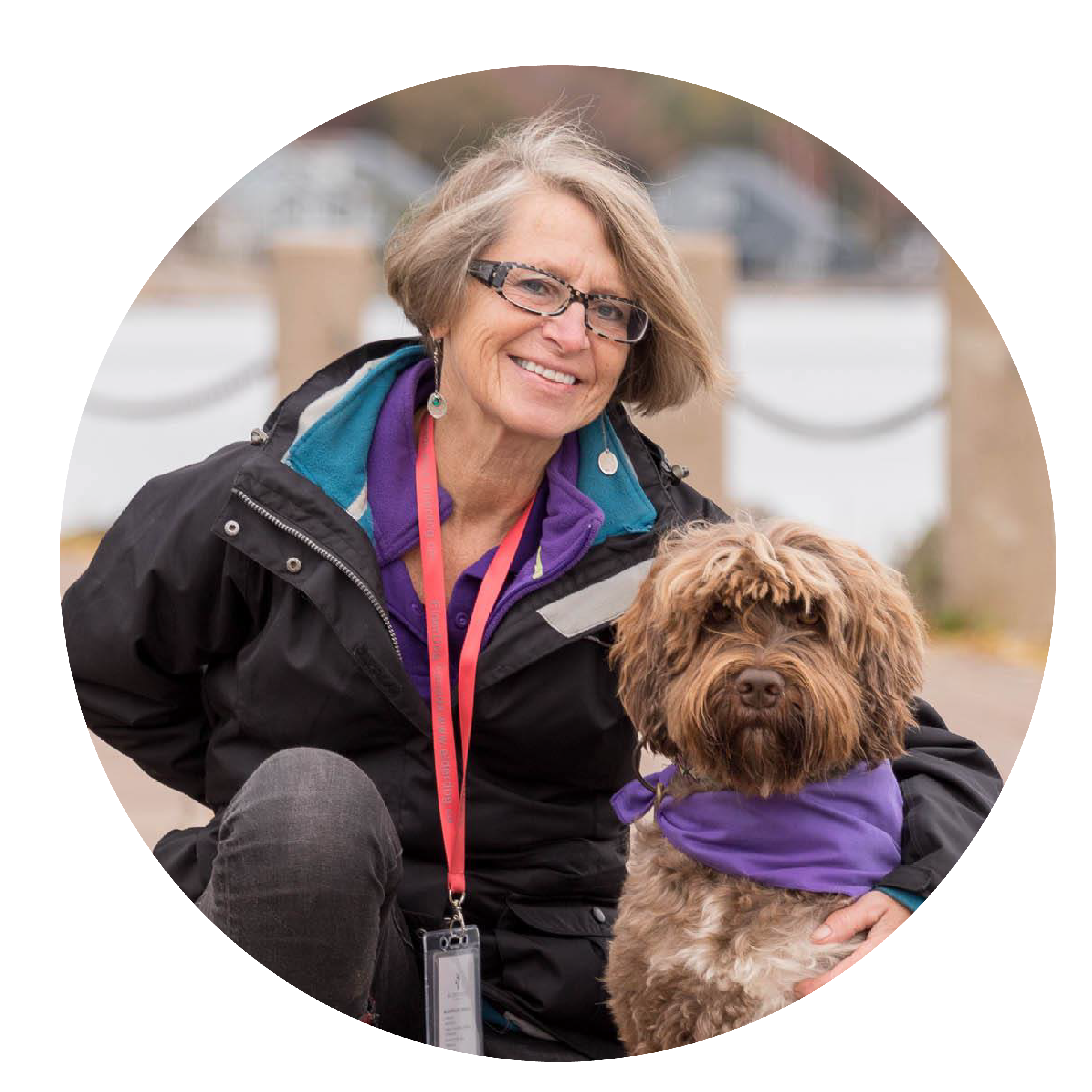 Video Animal therapy, service dogs, pets & dementia care Alzheimer